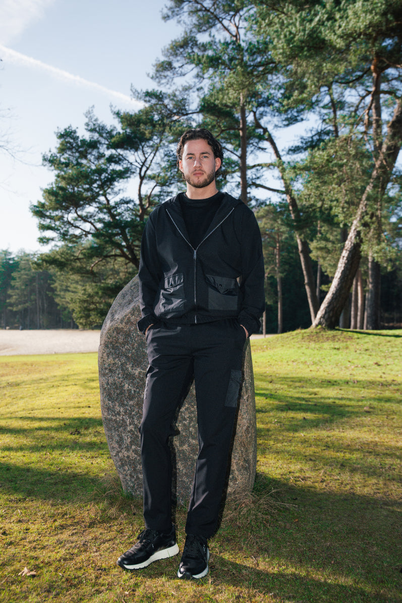 NOVAR HOODED SUIT - BLACK